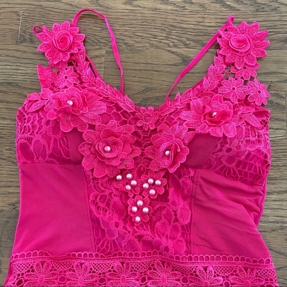 Bundle of NWOT tops - Picture 3 of 8